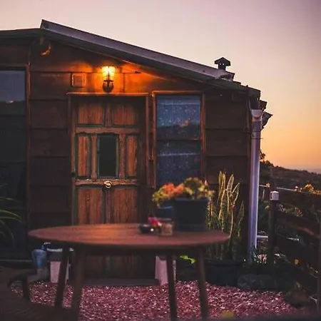 Romantic Eco Retreat Semesterbostad *